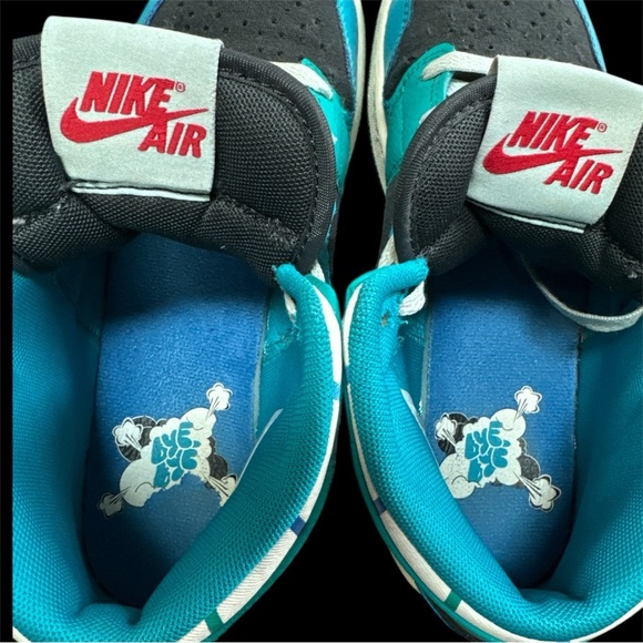 Nike Air Jordan 1 Mid GS Sneaker School “Inspired By The Greatest” Youth Size 6 - Picture 8 of 9